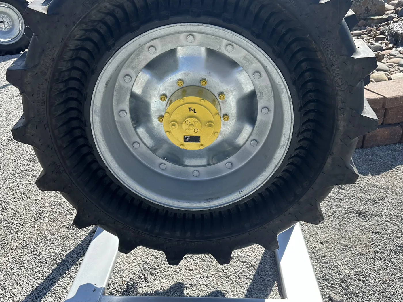 Galileo wheel tread pattern close-up